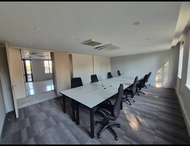 555M² OFFICE TO LET IN SANDTON CENTRAL